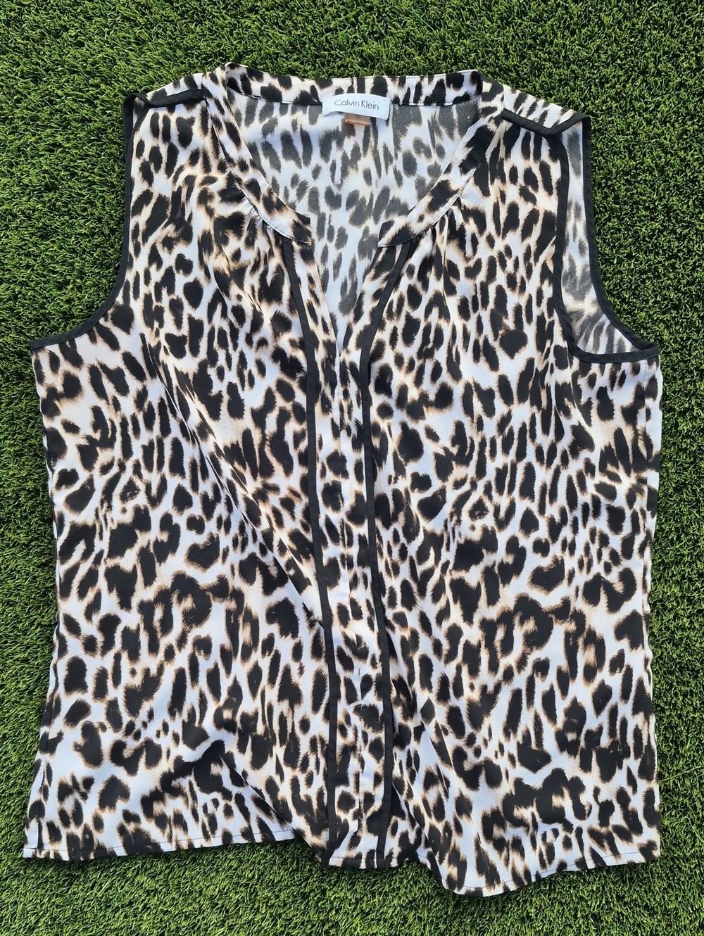 Calvin Klein Leopard Print Sleeveless V-Neck Shell in Black & Cream